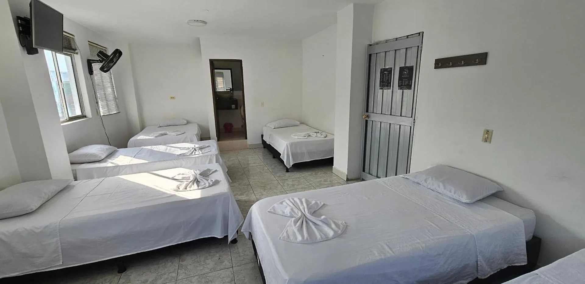 Hotel Bayadera Real Medellin 3*,